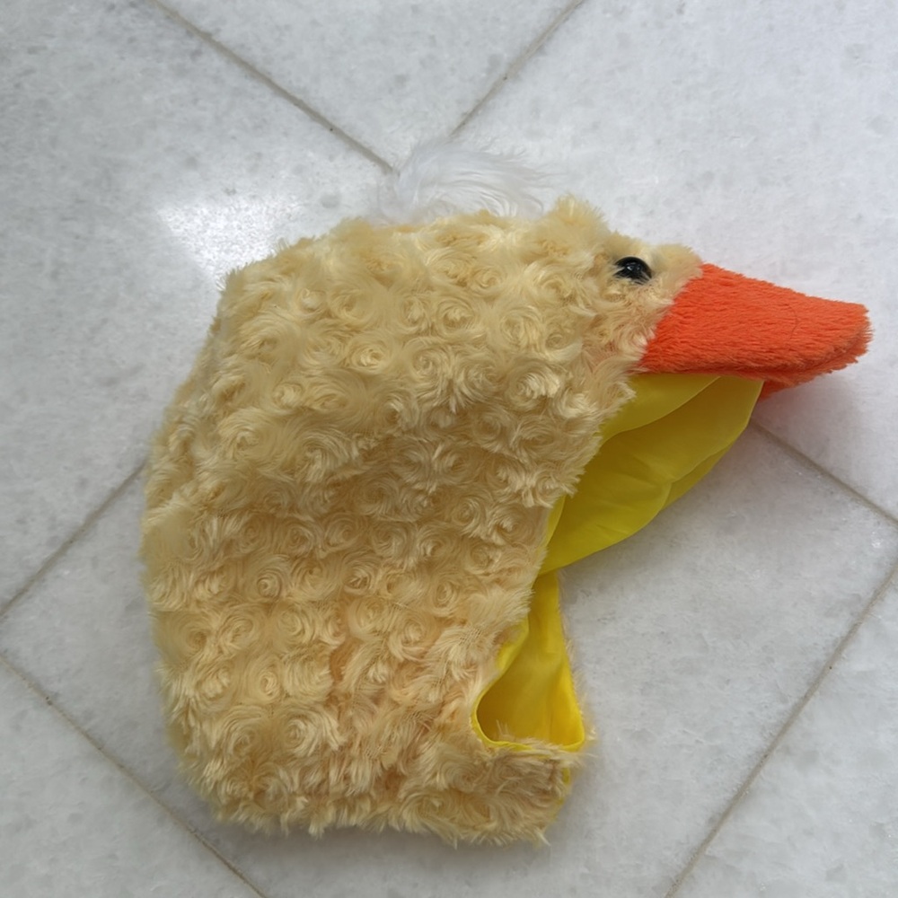 Adorable Duckling Kids Costume - Picture 6 of 9